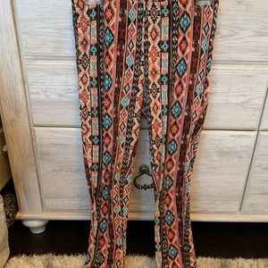Aztec print leggings